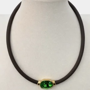 Collar elegante cristal y caucho modelo Sofía en color verde – Mariposazul Barcelona